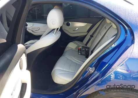 2018 Mercedes-Benz C 300 from USA, damaged, VIN 55SWF4JB8JU246960